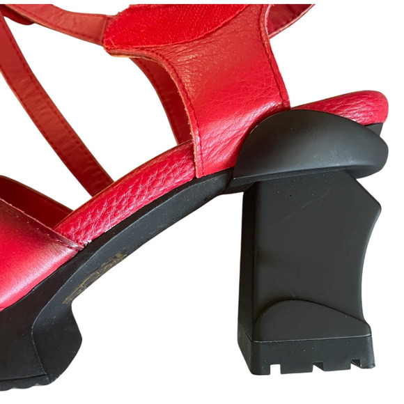 L'ARTISTE Shelly Size 40/US 9 Red Leather Flower Ankle Strap Heeled Sandals Shoe - Picture 9 of 11